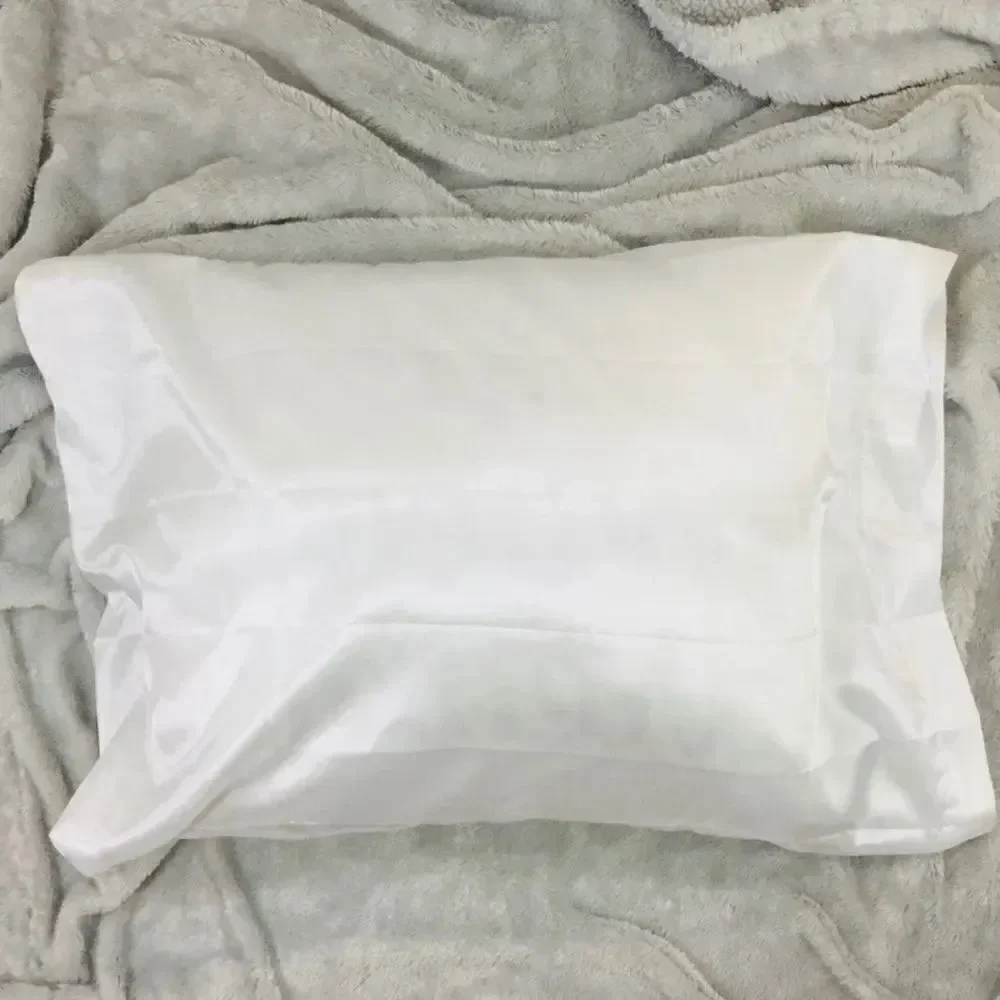 NWT 2 Pc Satin Graphic Sweet dreams Pillow shams cover Pillowcases